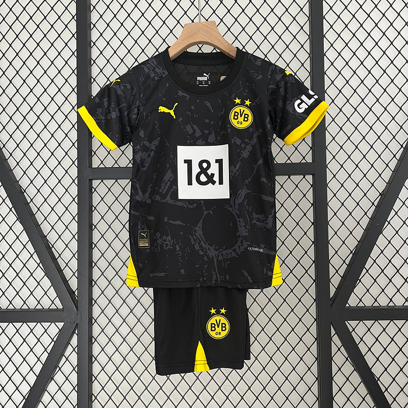 Equipación infantil FC Barcelona 2024-25