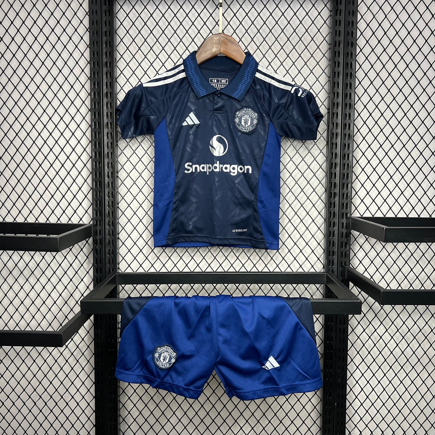 Equipación infantil FC Barcelona 2024-25