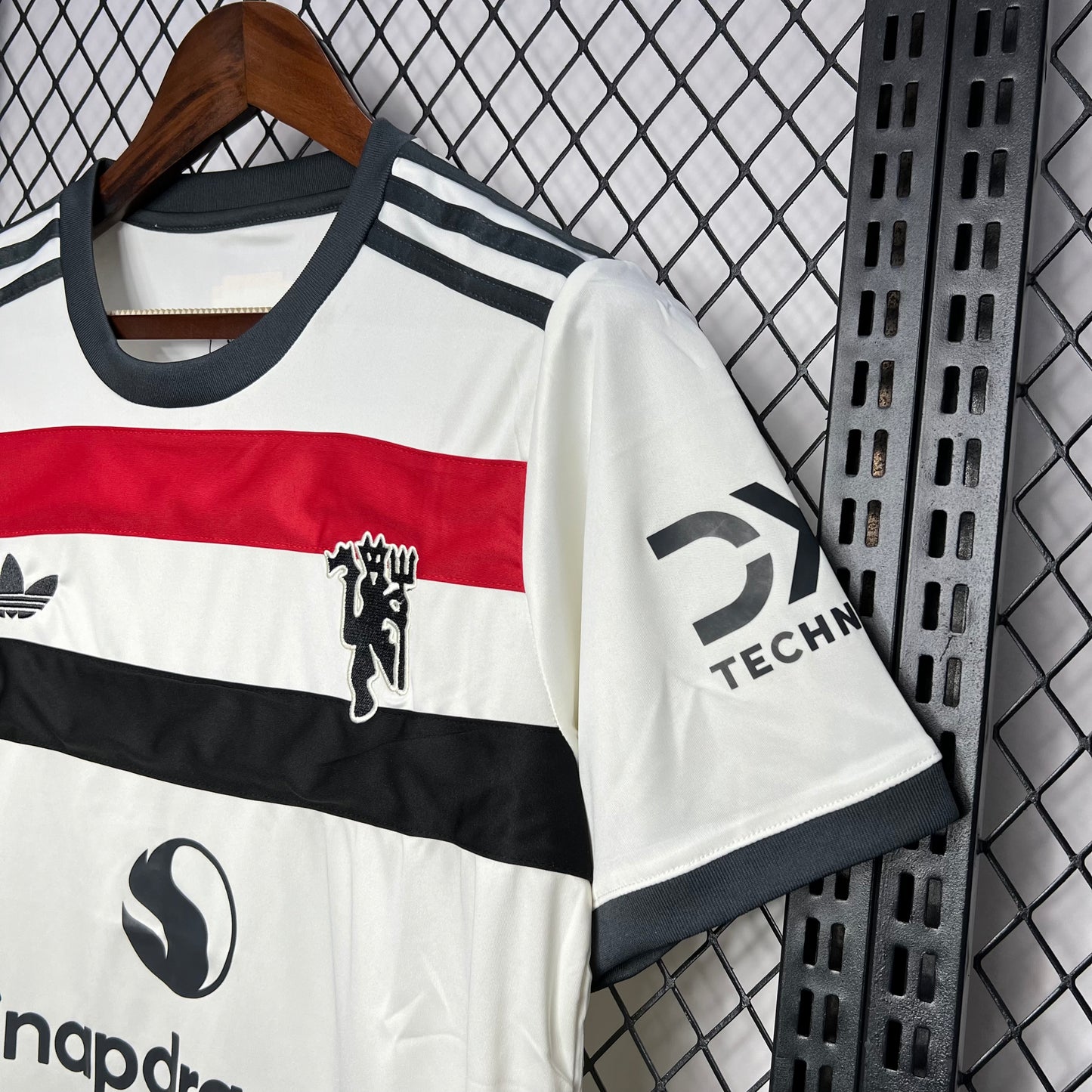 Manchester United 3ª 2024-25